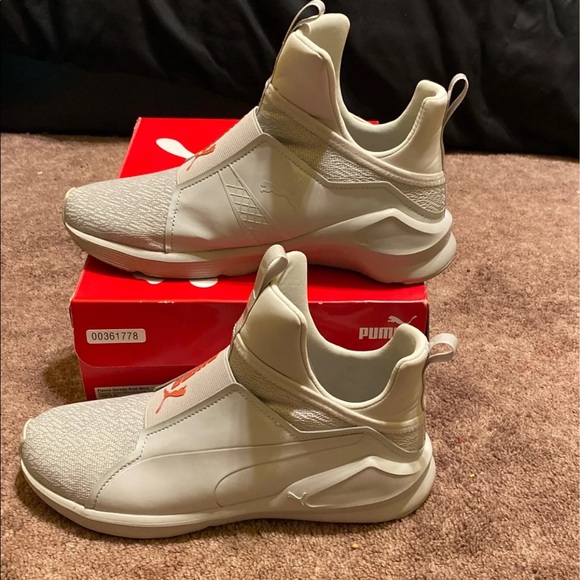 Puma Fierce Varsity Shoe in Grey - Picture 3 of 6